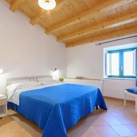 Vito Nel Baglio Apartment